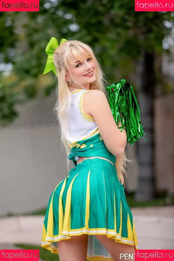 Riley Star / RileyStarrrr / rileystarxxx / whyrileystar Onlyfans Photo Gallery 