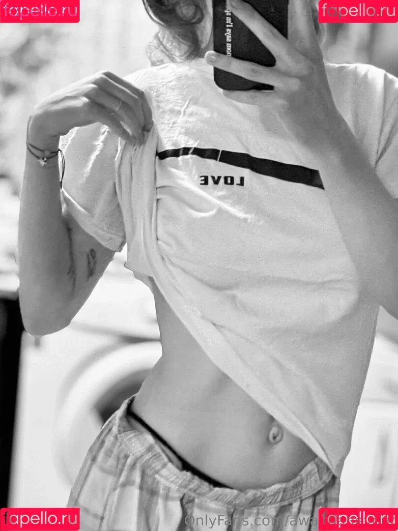 awannabeyour / awannabeyour__s Onlyfans Photo Gallery 