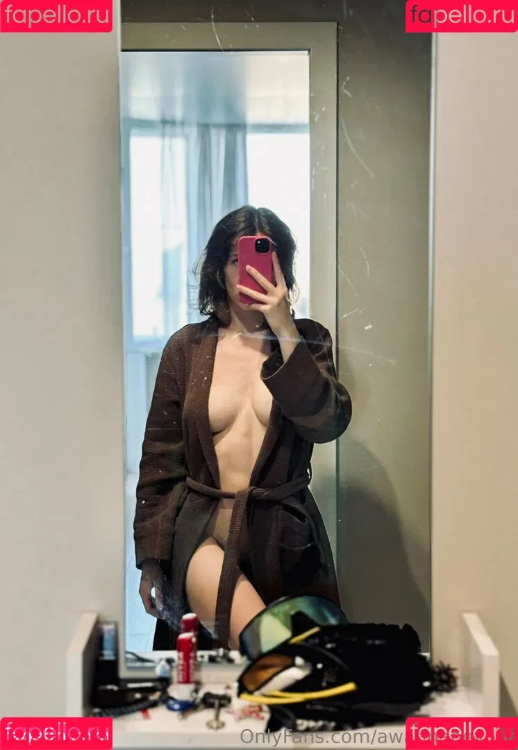 awannabeyour / awannabeyour__s Onlyfans Photo Gallery 
