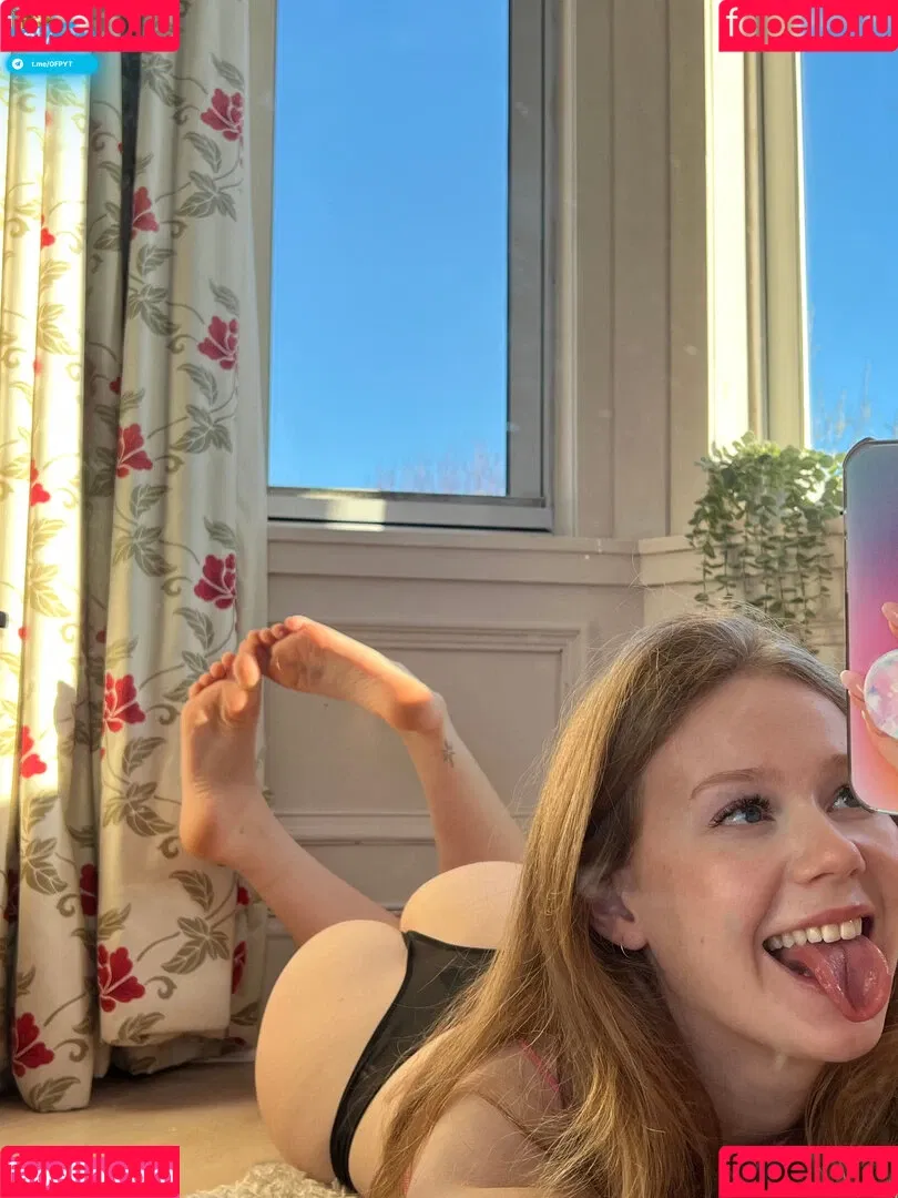 Rose Bud / https: / librarosebud Onlyfans Photo Gallery 