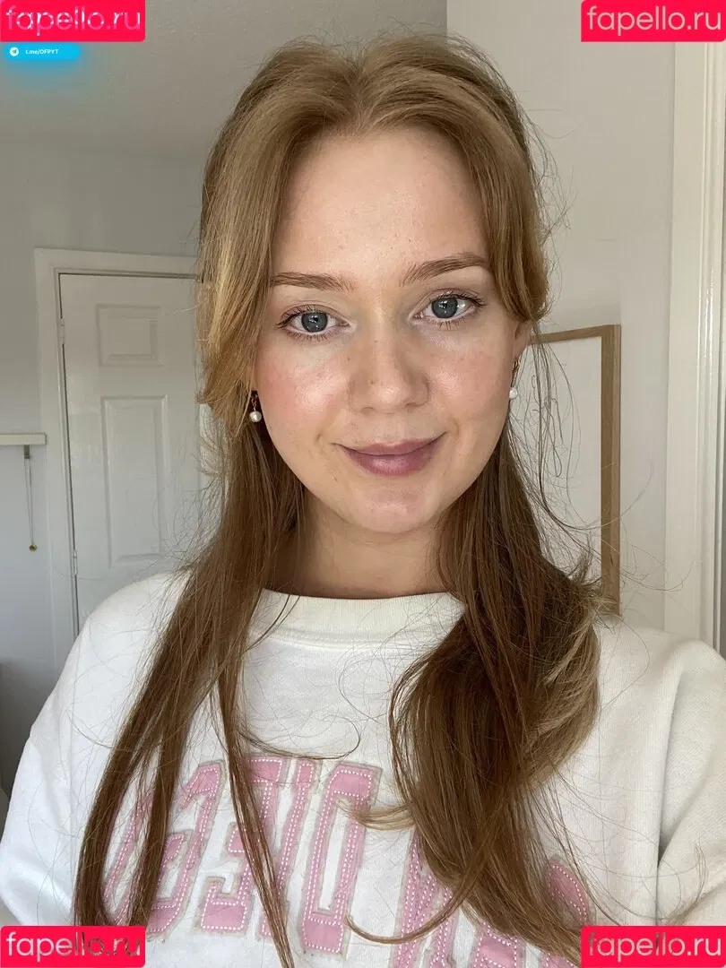 Rose Bud / https: / librarosebud Onlyfans Photo Gallery 