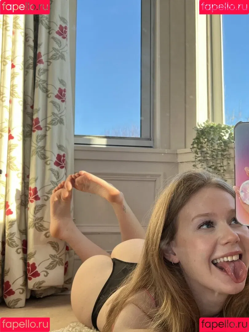 Rose Bud / https: / librarosebud Onlyfans Photo Gallery 
