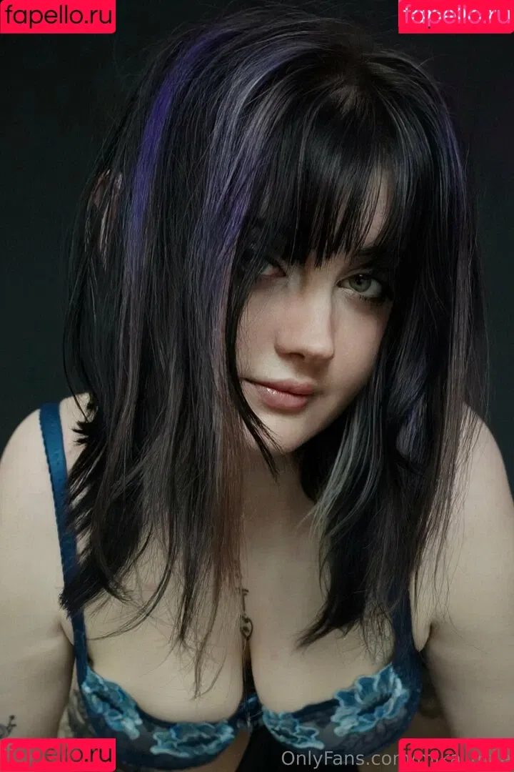 Mika Mae / mika_mae Onlyfans Photo Gallery 