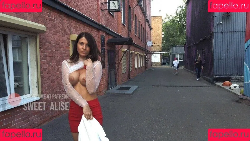 Alice Besik / Alice Kelly / Alisa / alice_besik Onlyfans Photo Gallery 