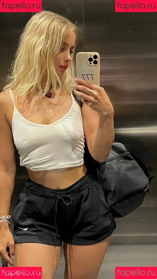 gizemsavage.x / gizemsavagex Onlyfans Photo Gallery 