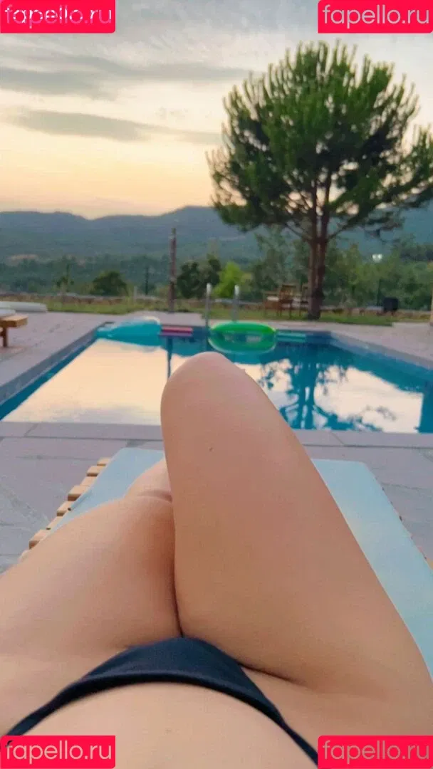 gizemsavage.x / gizemsavagex Onlyfans Photo Gallery 