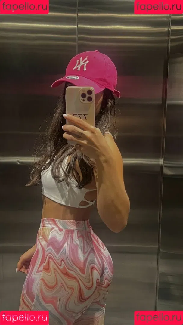 gizemsavage.x / gizemsavagex Onlyfans Photo Gallery 