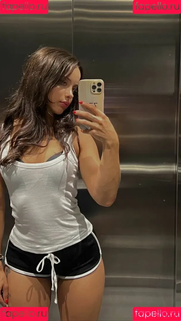 gizemsavage.x / gizemsavagex Onlyfans Photo Gallery 