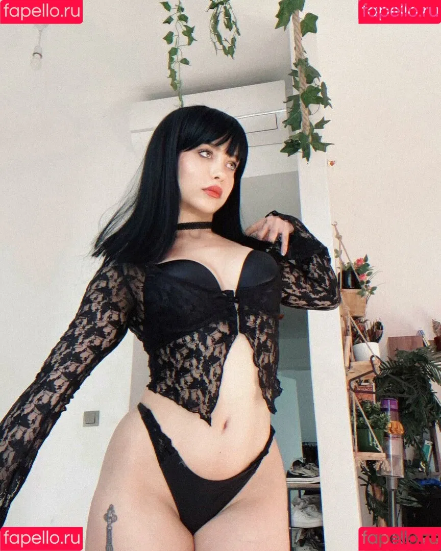 gizemsavage.x / gizemsavagex Onlyfans Photo Gallery 