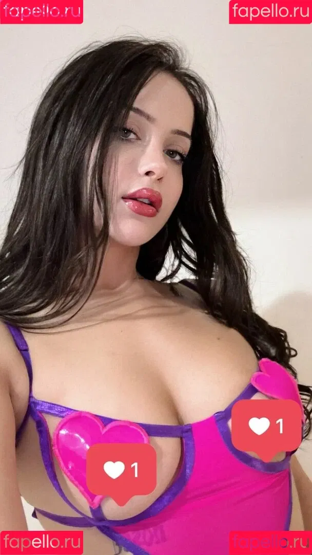 gizemsavage.x / gizemsavagex Onlyfans Photo Gallery 