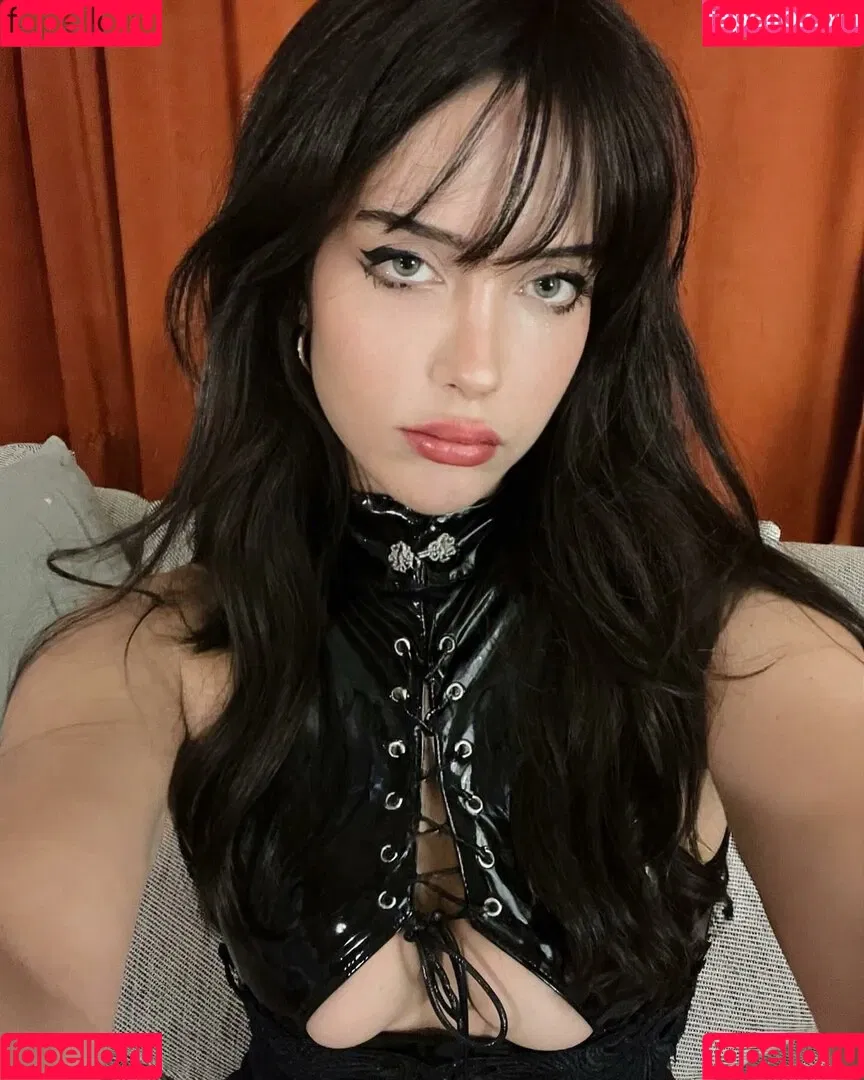 gizemsavage.x / gizemsavagex Onlyfans Photo Gallery 