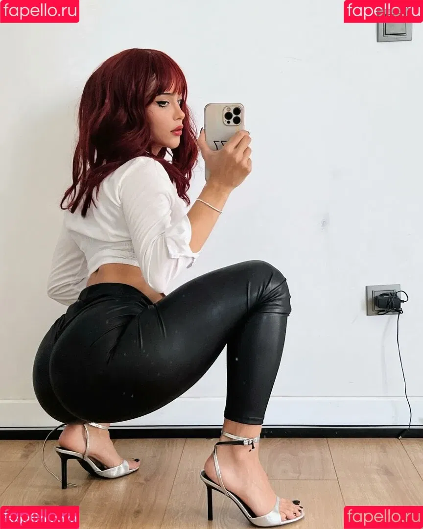 gizemsavage.x / gizemsavagex Onlyfans Photo Gallery 