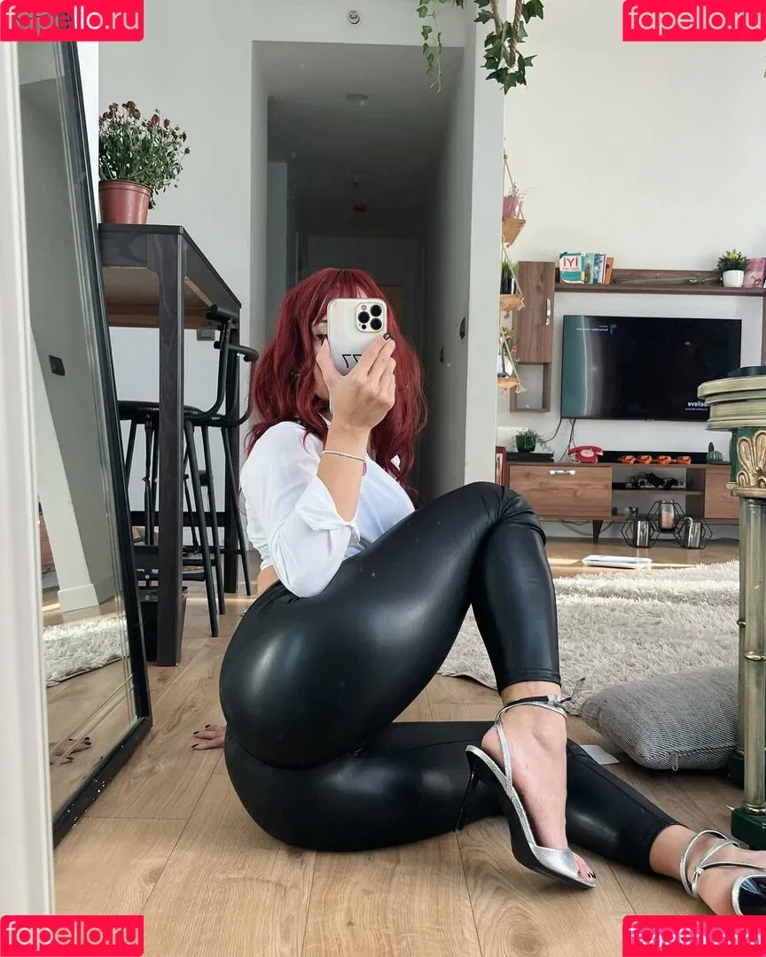 gizemsavage.x / gizemsavagex Onlyfans Photo Gallery 