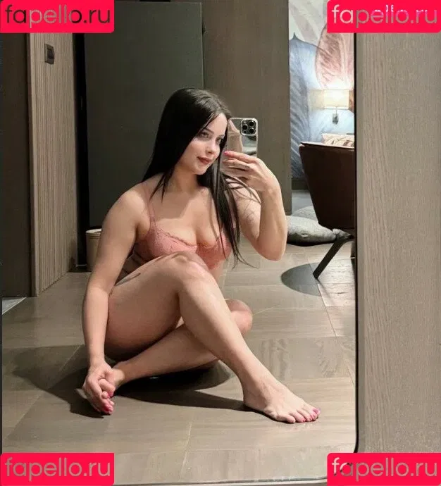 gizemsavage.x / gizemsavagex Onlyfans Photo Gallery 
