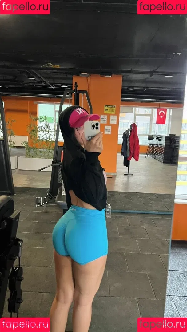 gizemsavage.x / gizemsavagex Onlyfans Photo Gallery 