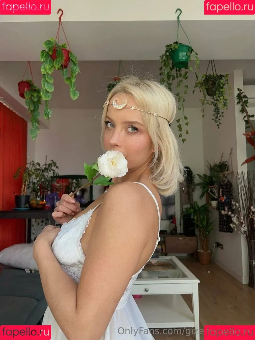 gizemsavage.x / gizemsavagex Onlyfans Photo Gallery 