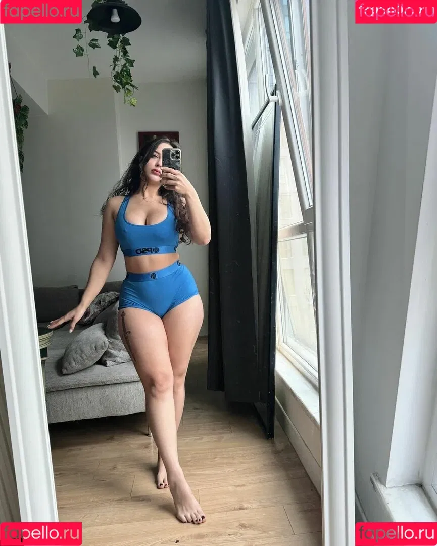 gizemsavage.x / gizemsavagex Onlyfans Photo Gallery 