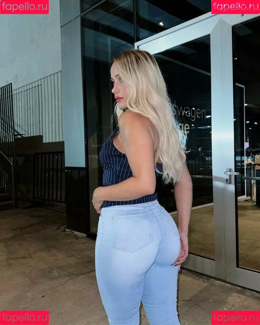 gizemsavage.x / gizemsavagex Onlyfans Photo Gallery 