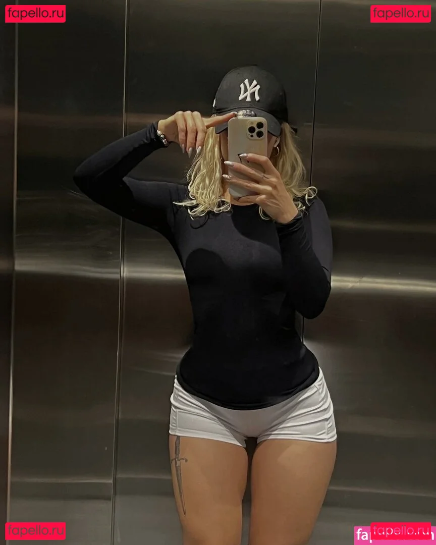 gizemsavage.x / gizemsavagex Onlyfans Photo Gallery 