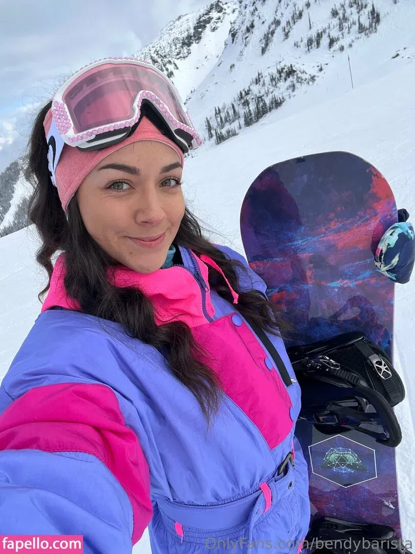 bendybarista Onlyfans Photo Gallery 