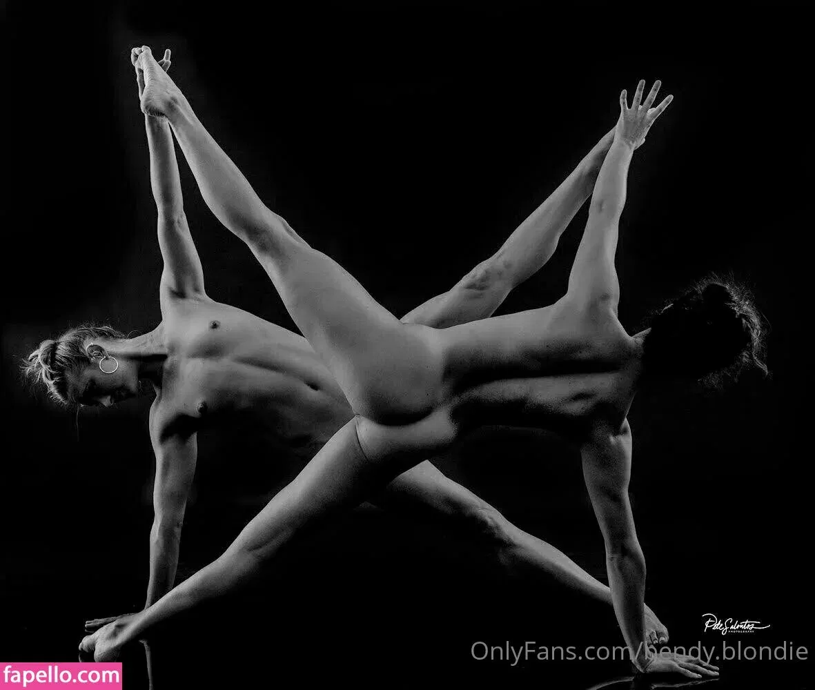 bendybarista Onlyfans Photo Gallery 