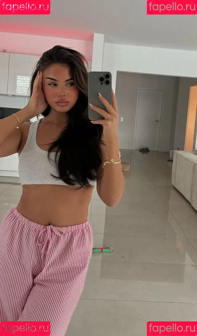 Jasmin Azizam / jasminazizam / jasminejae_vip Onlyfans Photo Gallery 