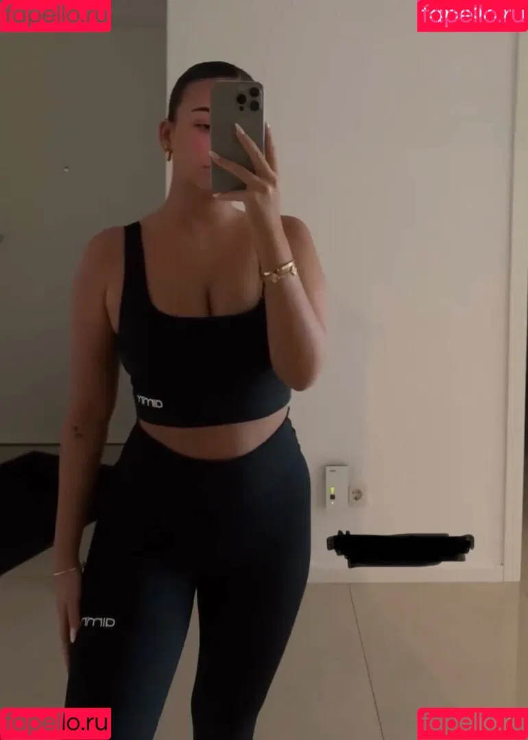 Jasmin Azizam / jasminazizam / jasminejae_vip Onlyfans Photo Gallery 