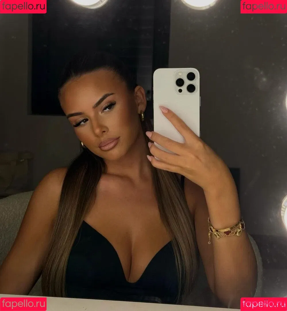 Jasmin Azizam / jasminazizam / jasminejae_vip Onlyfans Photo Gallery 