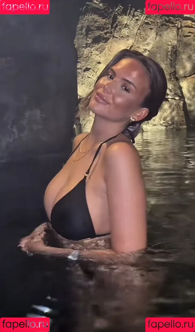 Jasmin Azizam / jasminazizam / jasminejae_vip Onlyfans Photo Gallery 