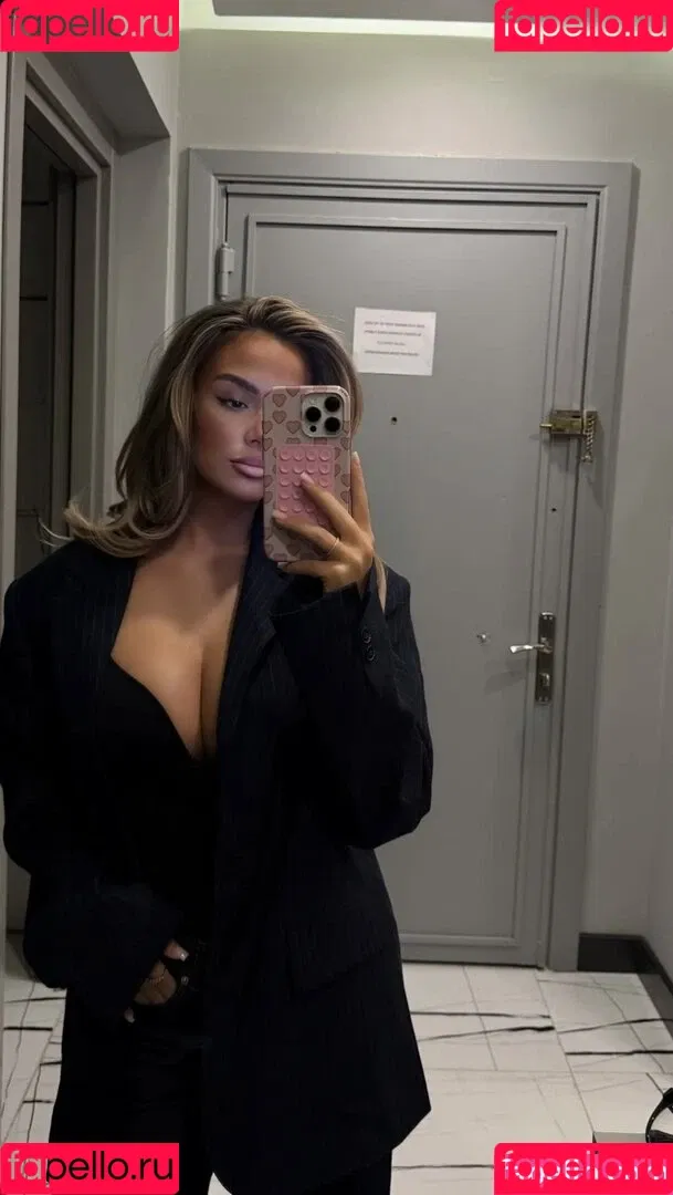 Jasmin Azizam / jasminazizam / jasminejae_vip Onlyfans Photo Gallery 