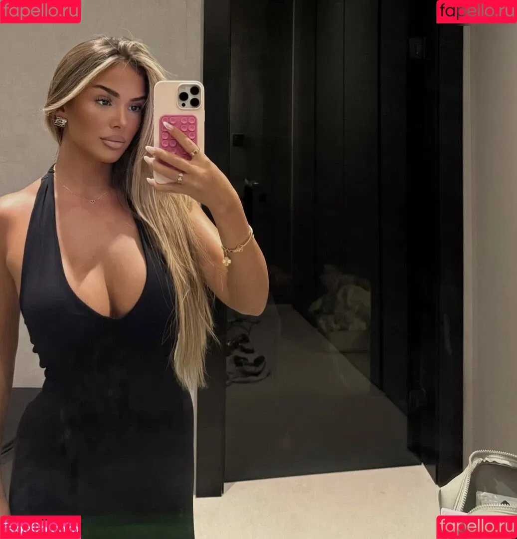 Jasmin Azizam / jasminazizam / jasminejae_vip Onlyfans Photo Gallery 