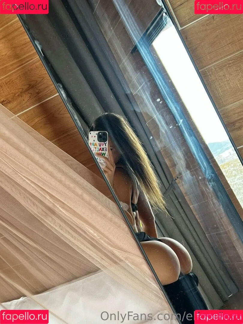 EllieLeen1 / itsnotellieleen Onlyfans Photo Gallery 