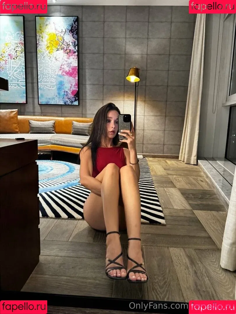 EllieLeen1 / itsnotellieleen Onlyfans Photo Gallery 