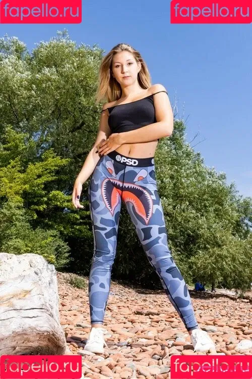 Mackenzie Lubeck / mackenzielynnlubeck Onlyfans Photo Gallery 