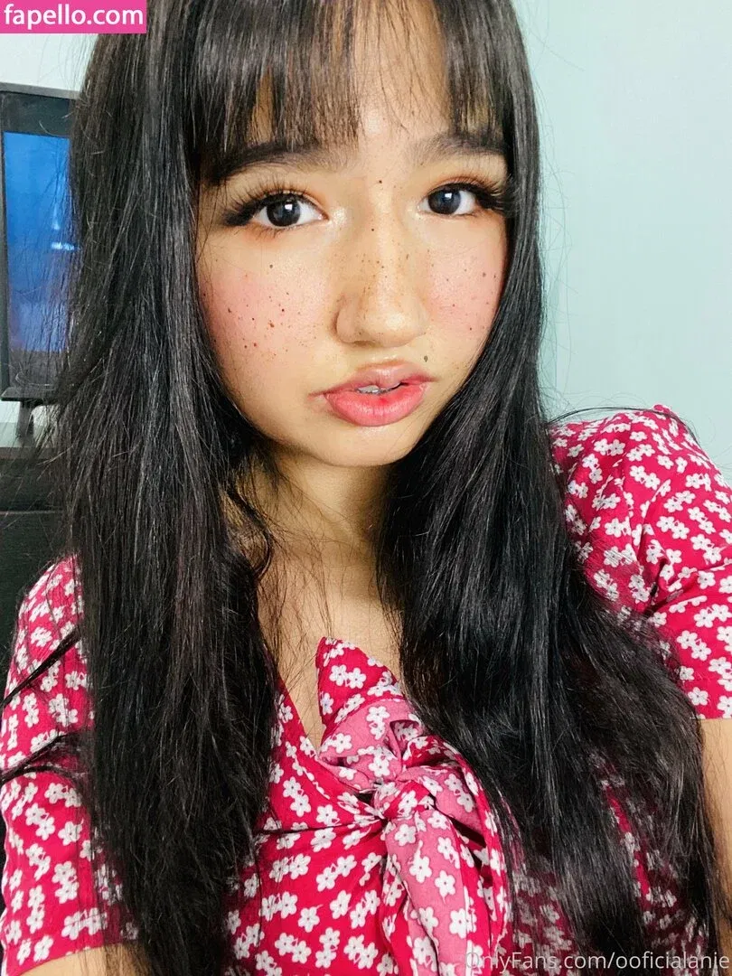 _amberdenisee / ooficialanie Onlyfans Photo Gallery 