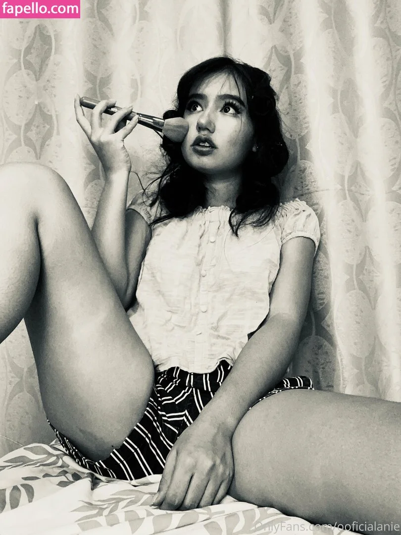 _amberdenisee / ooficialanie Onlyfans Photo Gallery 