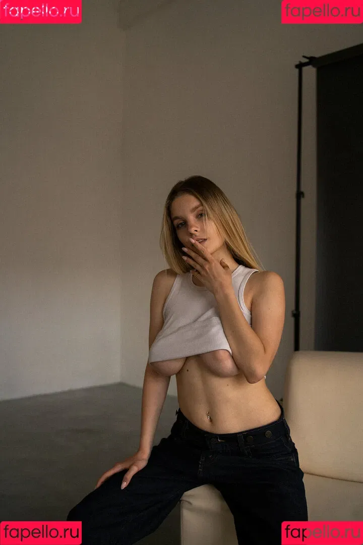 Milena / lyubovvomne / samadhi.amorr2 Onlyfans Photo Gallery 