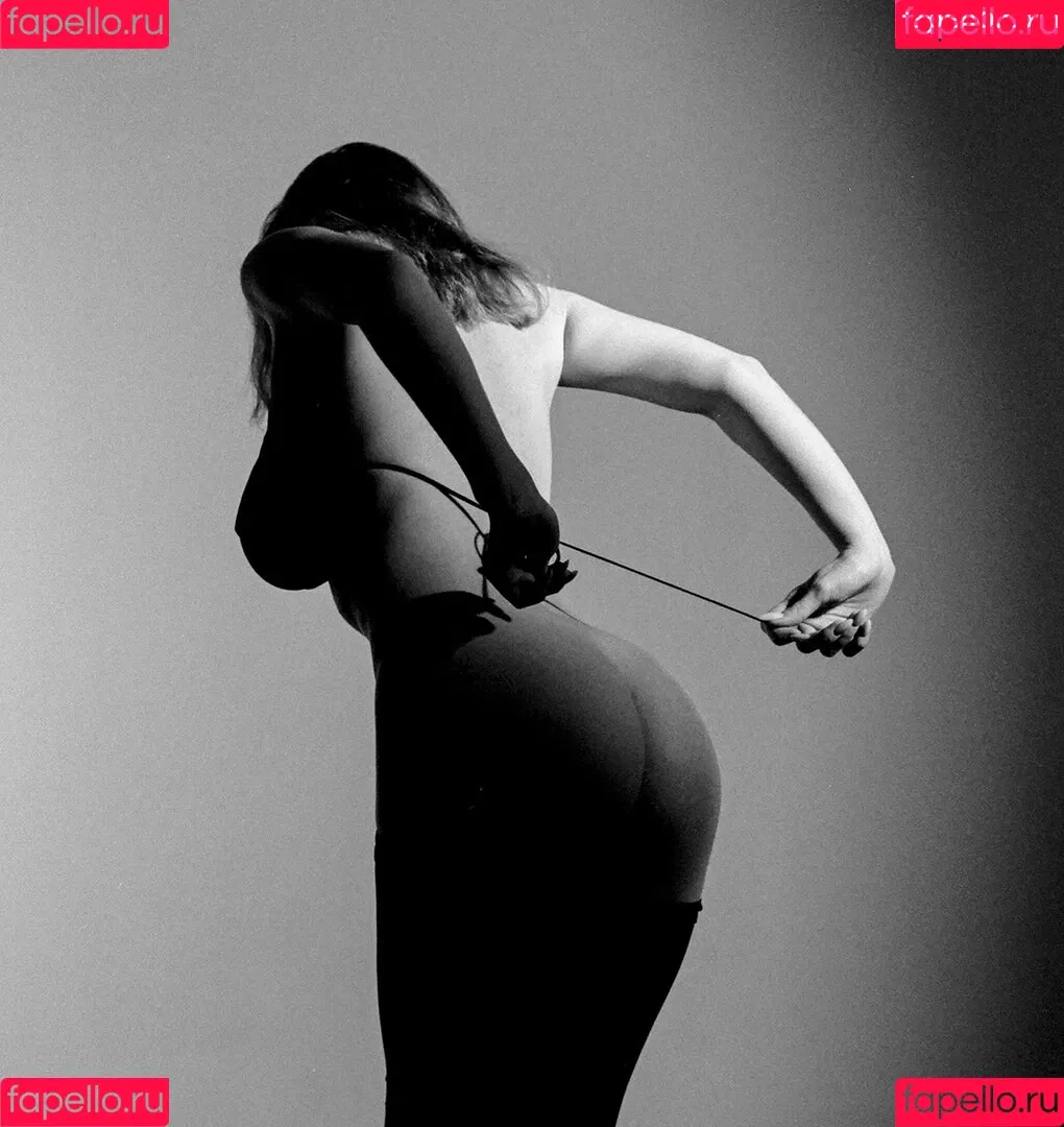 Milena / lyubovvomne / samadhi.amorr2 Onlyfans Photo Gallery 