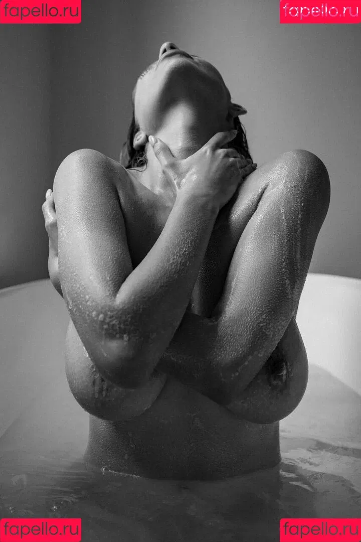 Milena / lyubovvomne / samadhi.amorr2 Onlyfans Photo Gallery 
