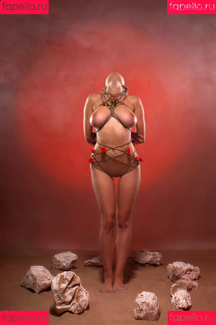 Milena / lyubovvomne / samadhi.amorr2 Onlyfans Photo Gallery 