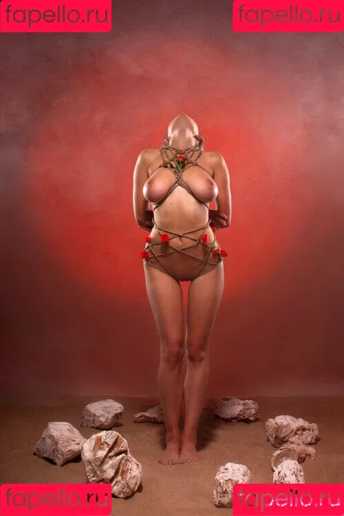 Milena / lyubovvomne / samadhi.amorr2 Onlyfans Photo Gallery 