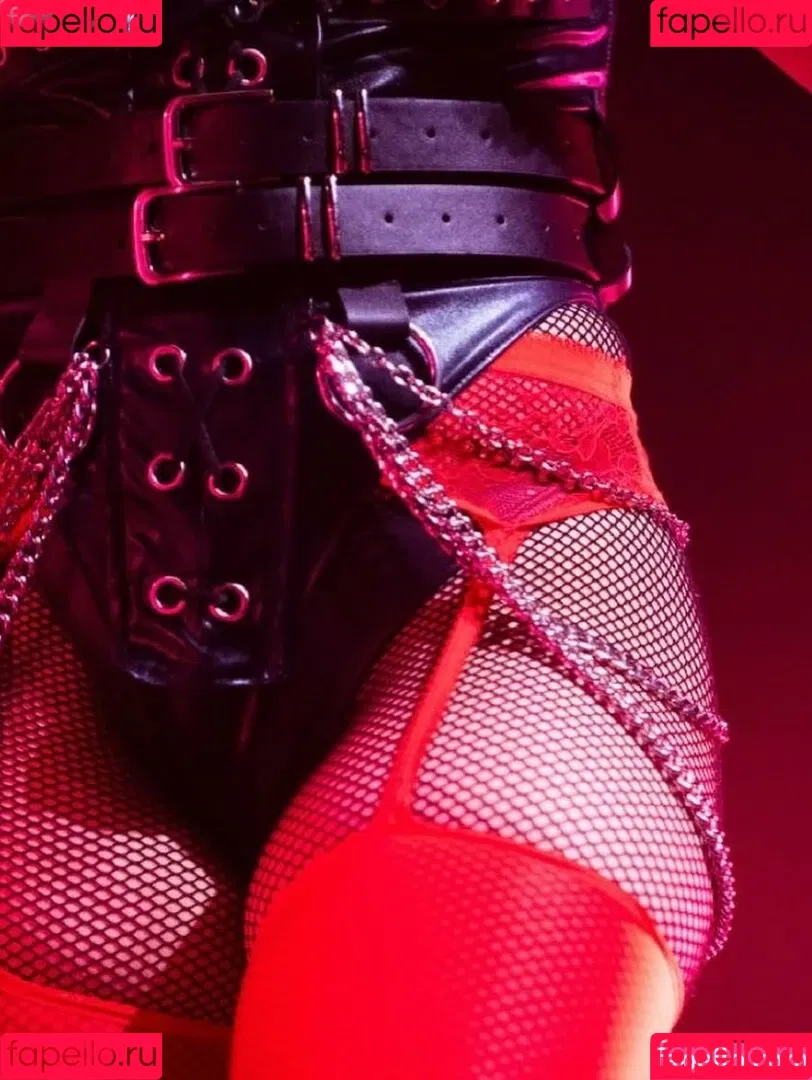 Chappell Roan / chappellroan / rosybeetles Onlyfans Photo Gallery 