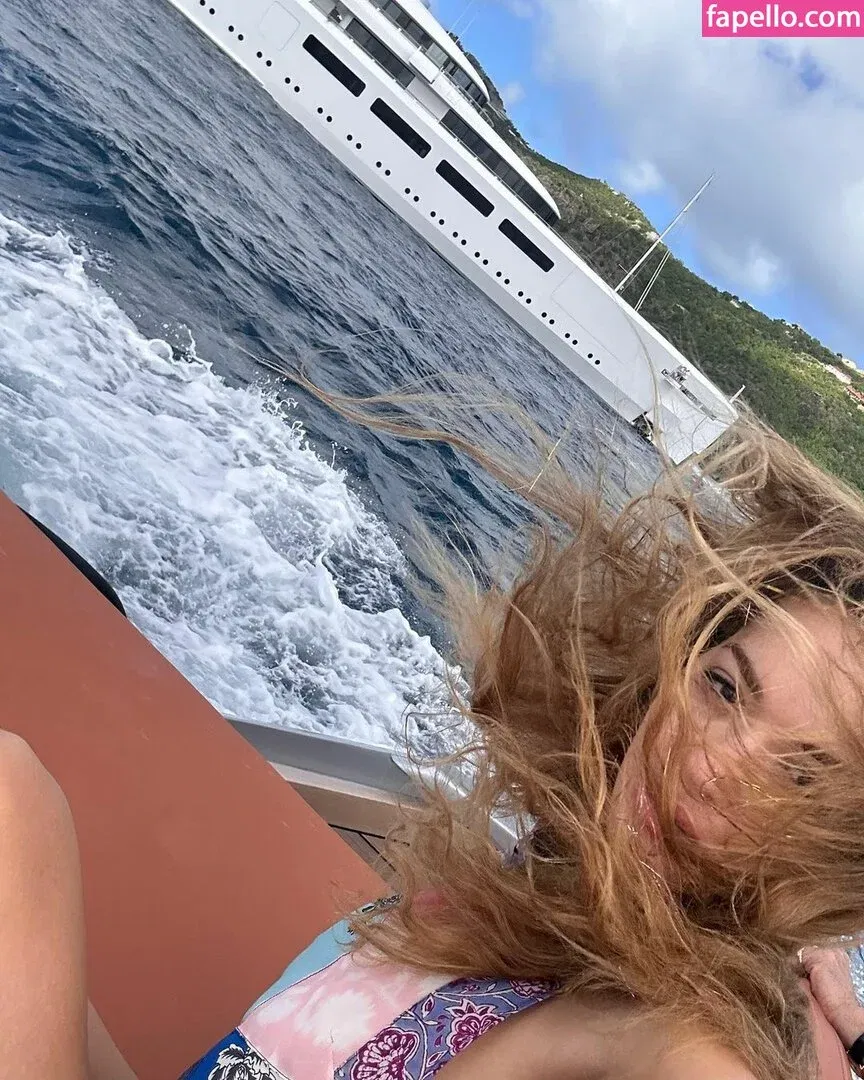 Rita Ora Onlyfans Photo Gallery 