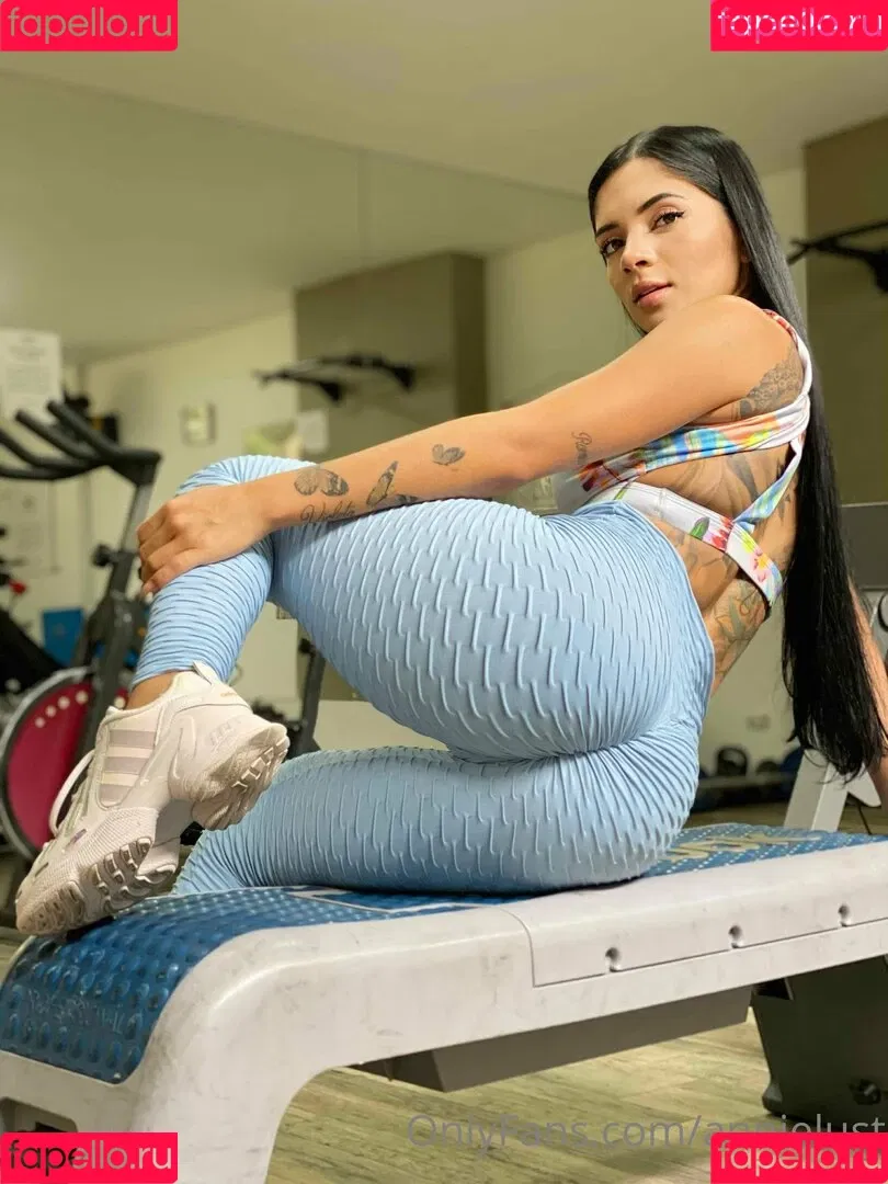 Annie Lust / Annielust Onlyfans Photo Gallery 