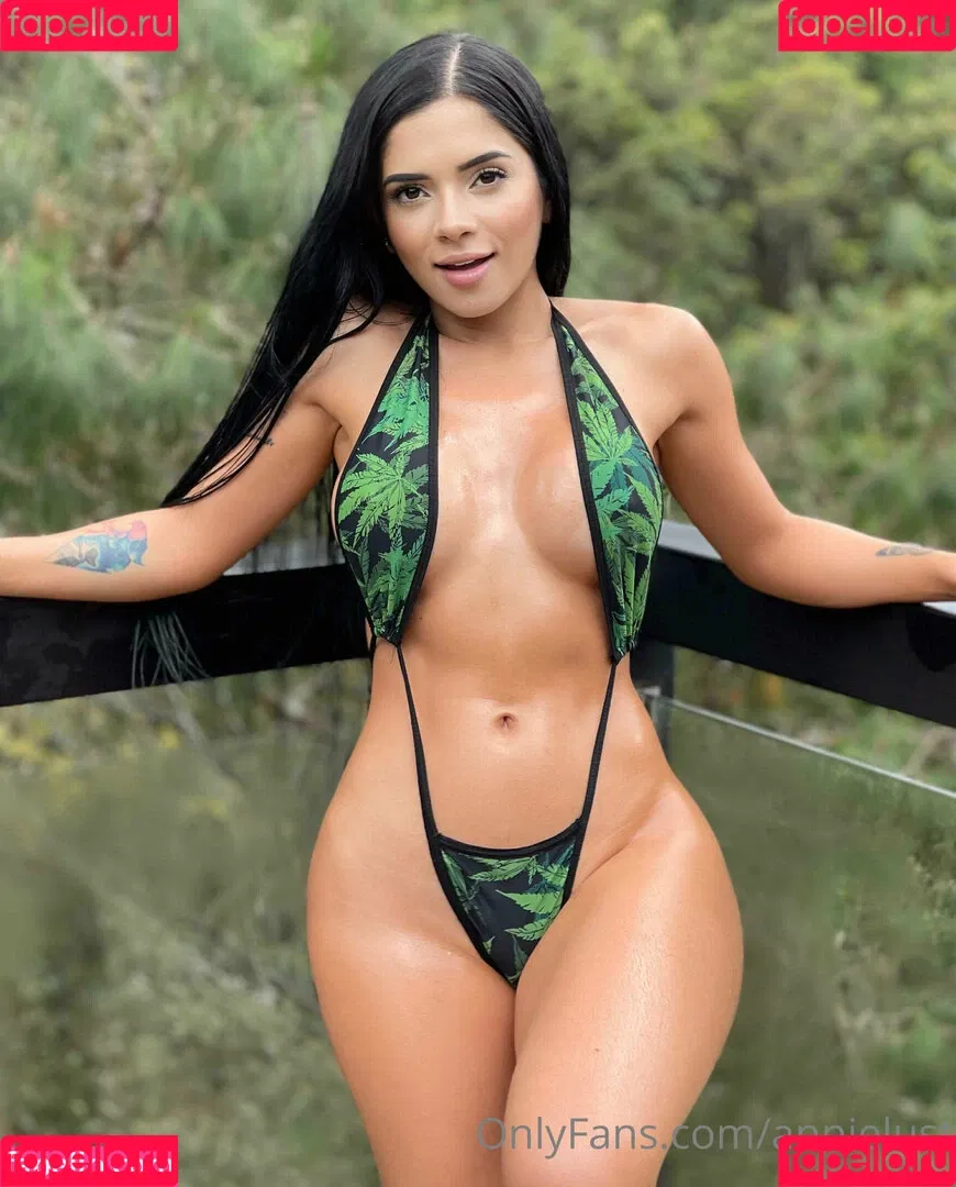 Annie Lust / Annielust Onlyfans Photo Gallery 
