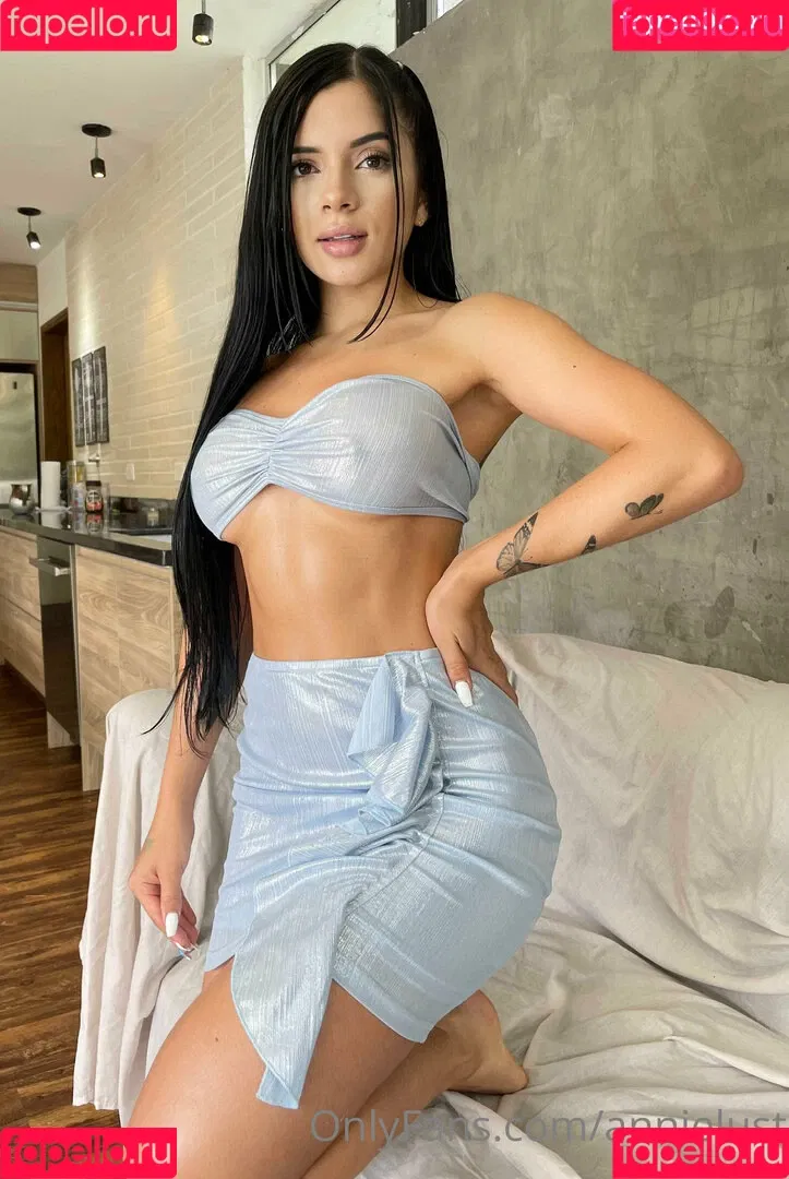 Annie Lust / Annielust Onlyfans Photo Gallery 