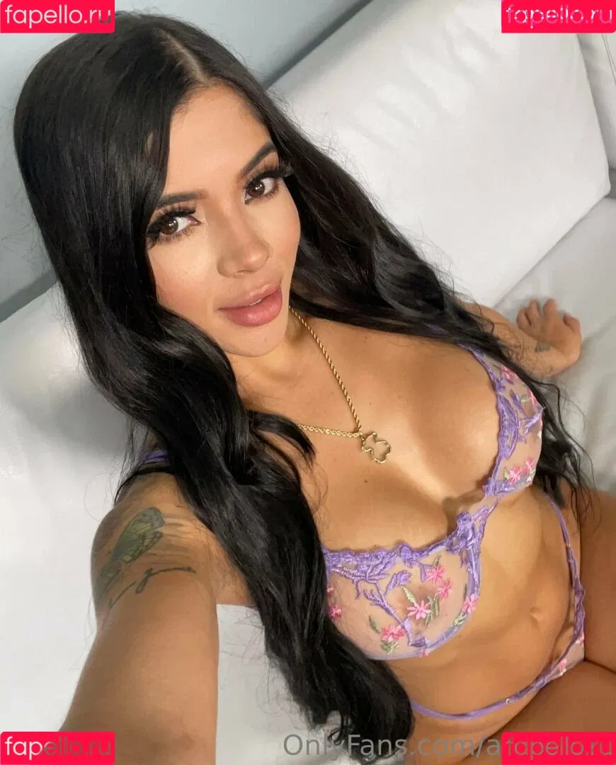 Annie Lust / Annielust Onlyfans Photo Gallery 