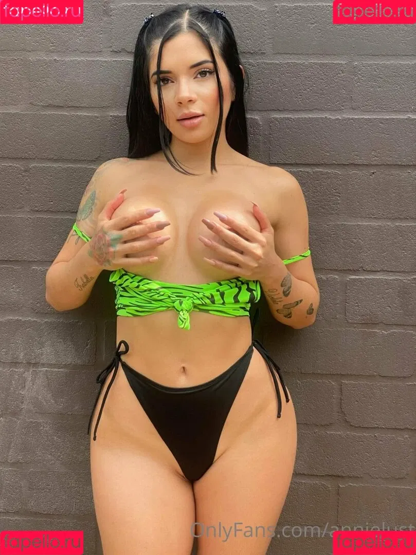 Annie Lust / Annielust Onlyfans Photo Gallery 