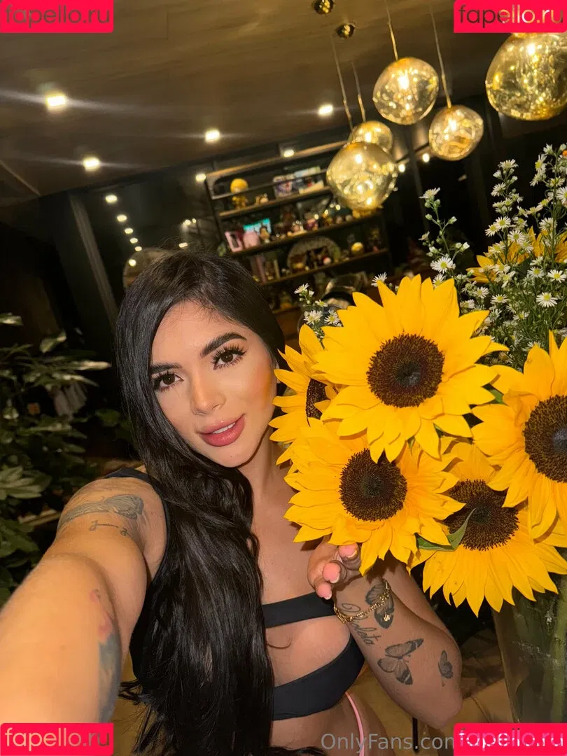 Annie Lust / Annielust Onlyfans Photo Gallery 