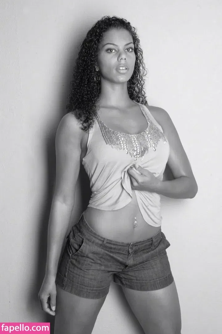 Alysha Clark / alysha_clark / alyshaclark / https: Onlyfans Photo Gallery 